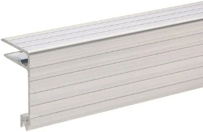 Adam Hall Hardware 6104 Aluminium-Deckelrahmen für 7 mm Material