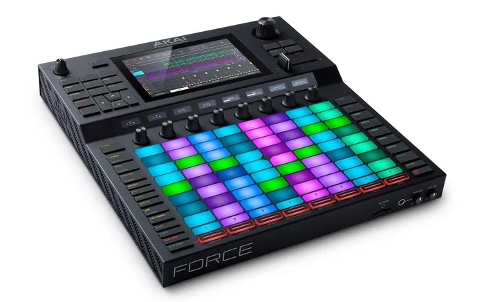 Akai FORCE Standalone-System für Musikproduktion/DJ-Performance