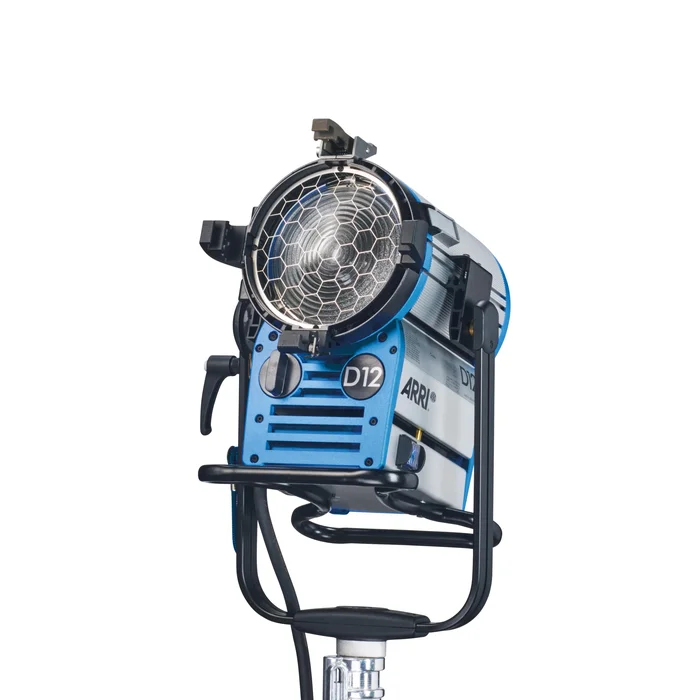 ARRI True Blue D12 MAN blau/silber International (VEAM)