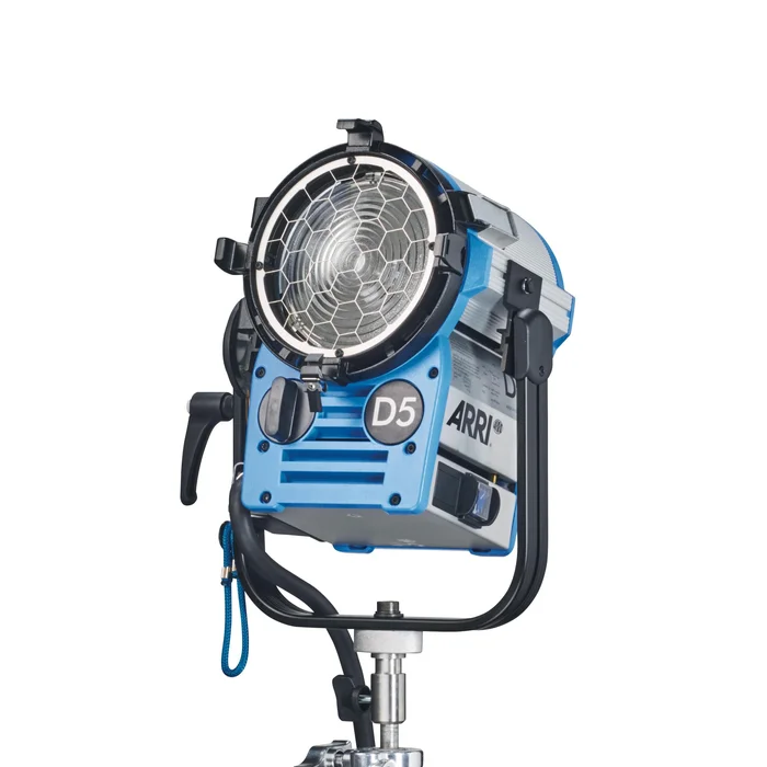 ARRI True Blue D5 MAN schwarz International (VEAM)