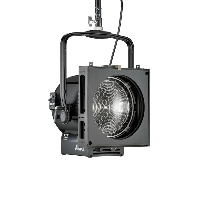 ARRI True Blue ST5 Theater MAN schwarz 220 – 250 V~ ohne Stecker