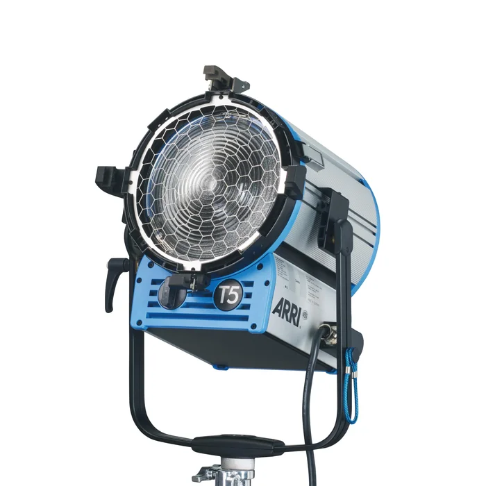 Arri True Blue T5, manuell, blau/silber