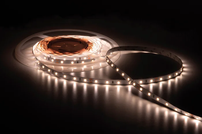 Artecta Havana Ribbon 60 – CRI 90 Weißer LED Streifen – 4,8 W/m – 300 LEDs – 5 m – 2700 K