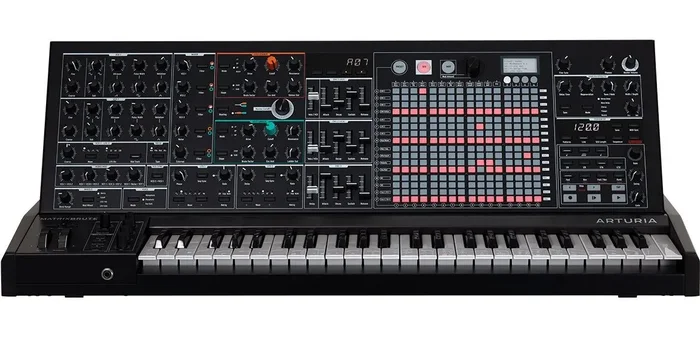 Arturia – MatrixBrute NOIR Edition