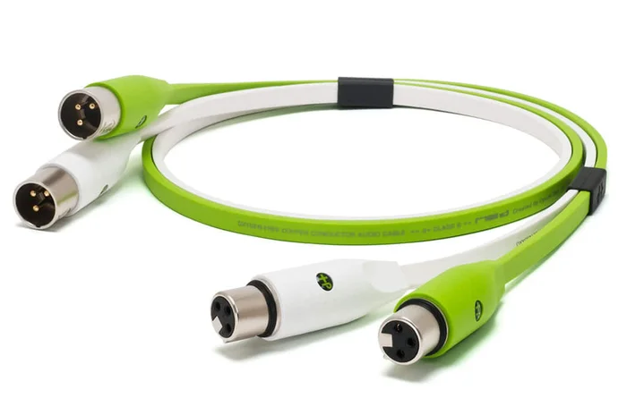 Oyaide Neo d+ – 2x XLR female – 2x XLR male