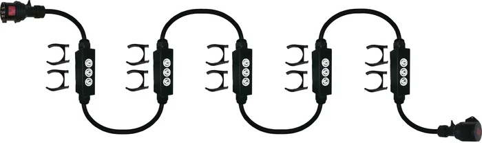 Rigport 16 CEEbus – fünf fest-verdrahtete RigPort16 bei 12m Länge