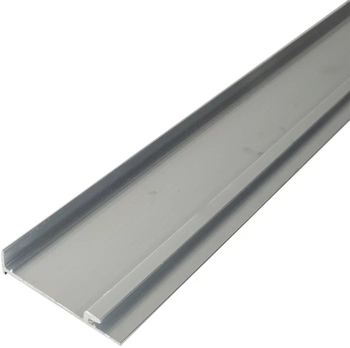 SHOWGEAR Mammoth Dex Vorhangsockelprofil 97,5 cm