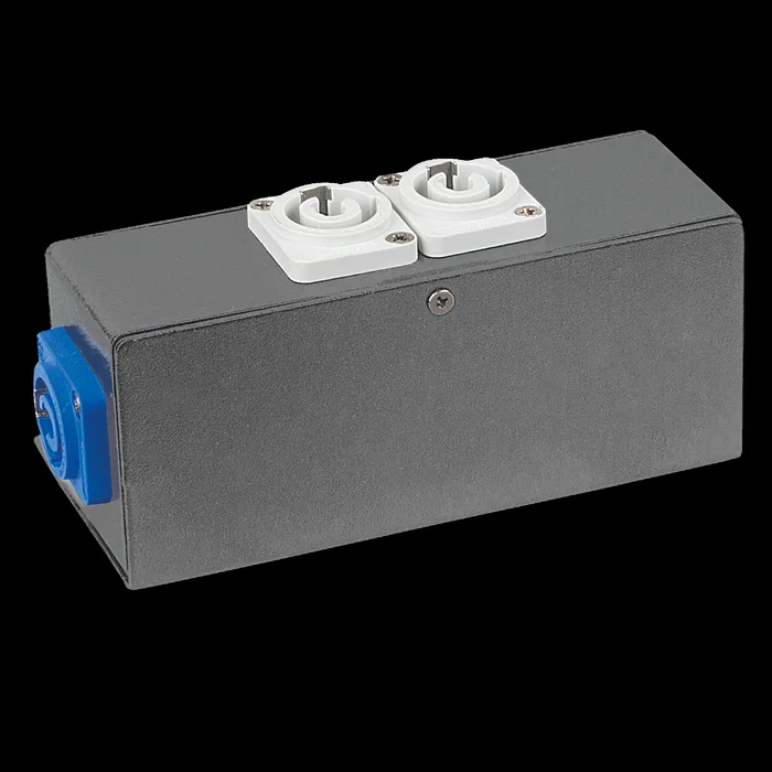 SHOWGEAR Powerport 3 powerCON Ein- und 3 powerCON Ausgänge