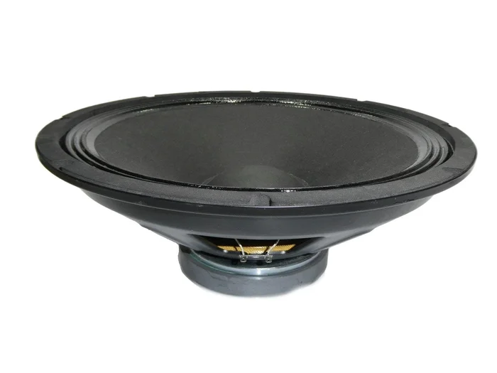 Tieftöner 15″ 4Ohm XIRA-215A